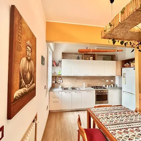 Alojamento de Acomodação e Pequeno-almoço Garden With Shared Bathroom - Central Station