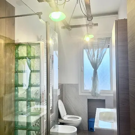 Garden With Shared Bathroom - Central Station Bologna