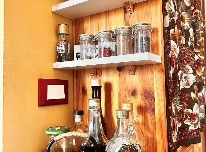 Garden With Shared Bathroom - Central Station לינה וארוחת בוקר