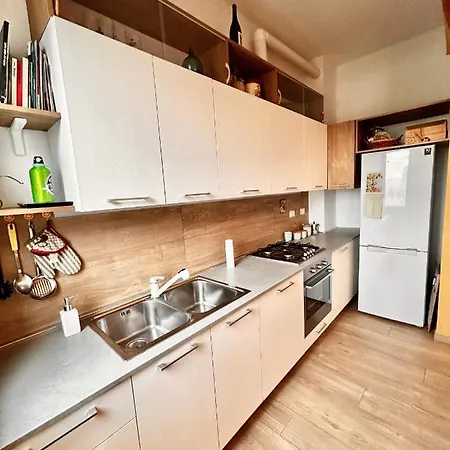 Bed and Breakfast Garden With Shared Bathroom - Central Station Μπολόνια