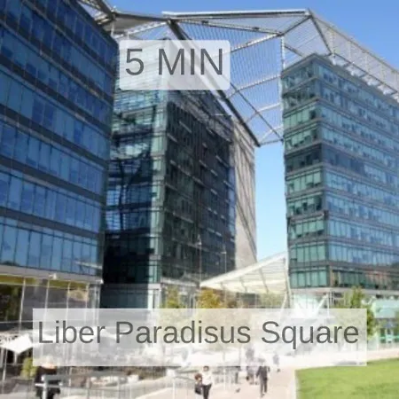 Garden With Shared Bathroom - Central Station Μπολόνια