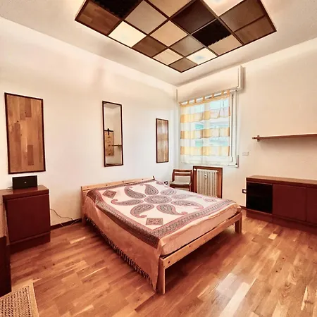 Garden With Shared Bathroom - Central Station Bed & Breakfast