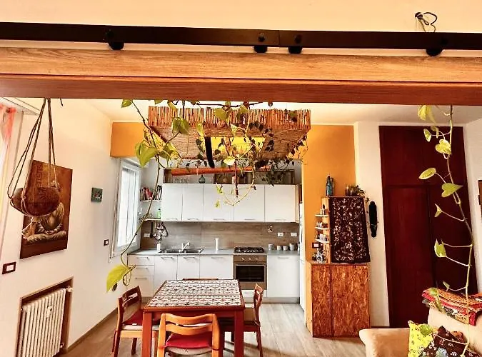 Garden With Shared Bathroom - Central Station * Bologna