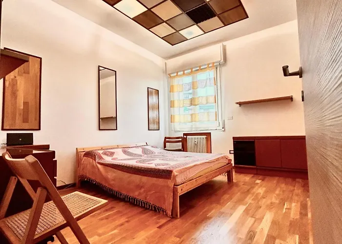 B&B Garden With Shared Bathroom - Central Station *