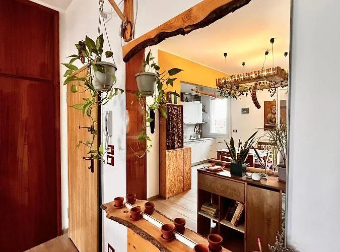Garden With Shared Bathroom - Central Station Nocleg ze śniadaniem Bolonia