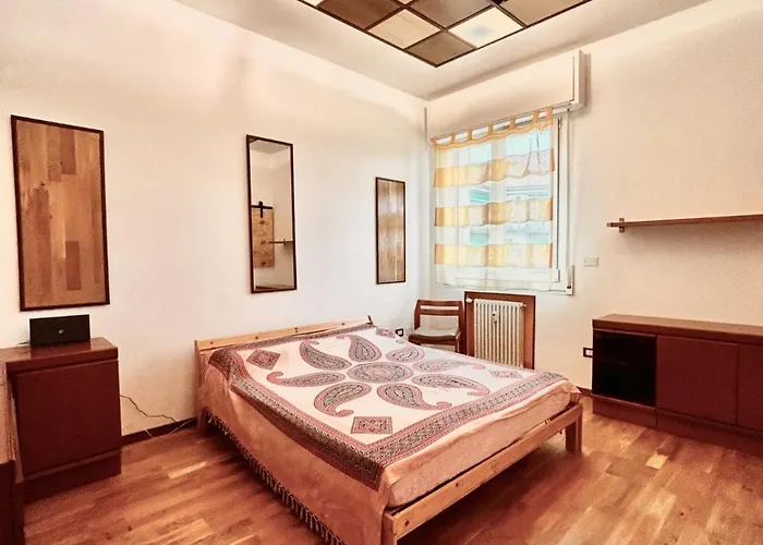 Garden With Shared Bathroom - Central Station Nocleg ze śniadaniem